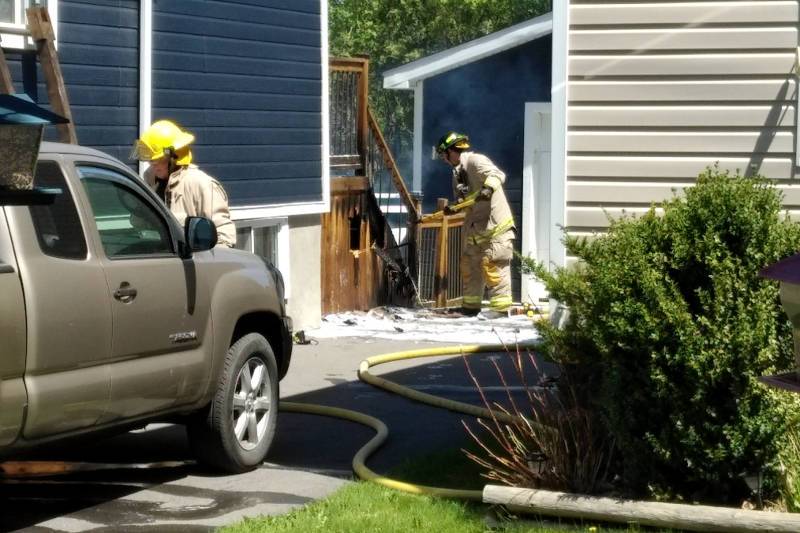 Smoking related fire on Augustus Street #CornwallON #smoking #fire @VoisinePierre cornwallnewswatch.com/2018/05/14/smo… https://t.co/lMnZU3NBSG