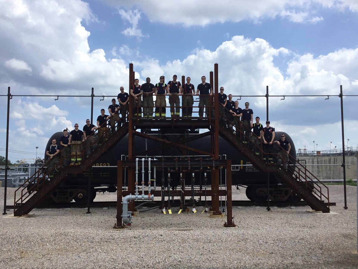 EastmanChemCo's tweet photo. Kilgore College Fire Academy trained for the first time at @EastmanChemCo’s industrial firefighting training complex in Longview, Texas, over the weekend. #goodforgood #class103 https://t.co/1YtiZpzhFB
