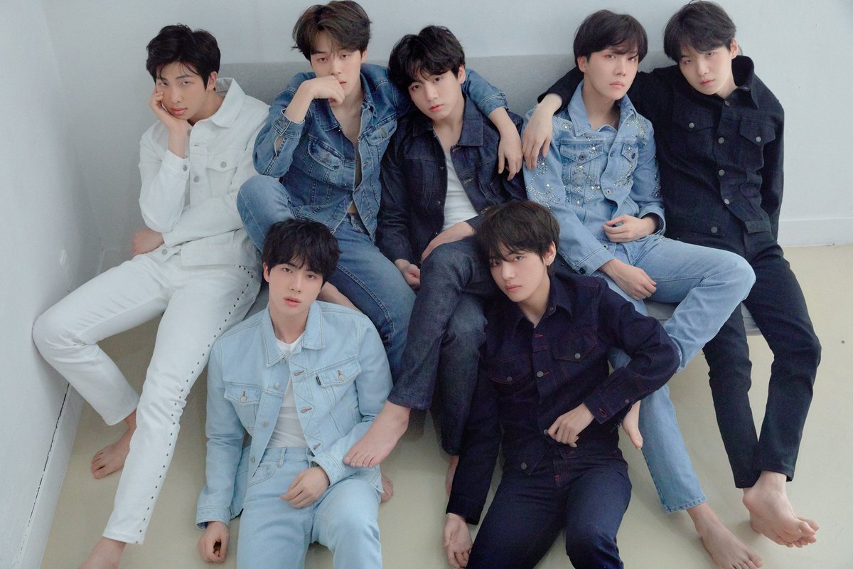 NeliStoqnova4's tweet photo. #iVoteBTSBBMAs 
We can do it ARMY's 🙏 https://t.co/xDIfGM7QJb