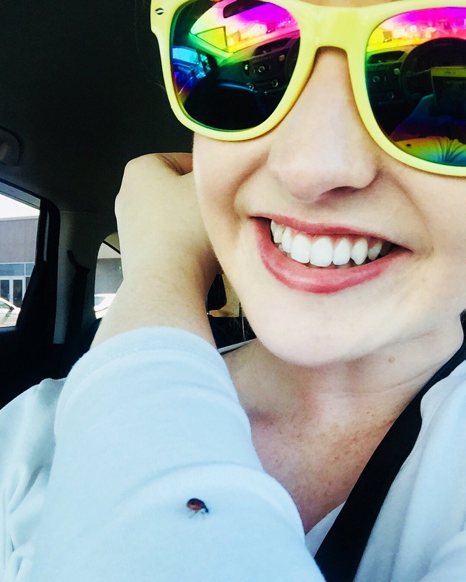 RayleneMackey's tweet photo. #LadyBugLuck π https://t.co/zcVRfpNbi6