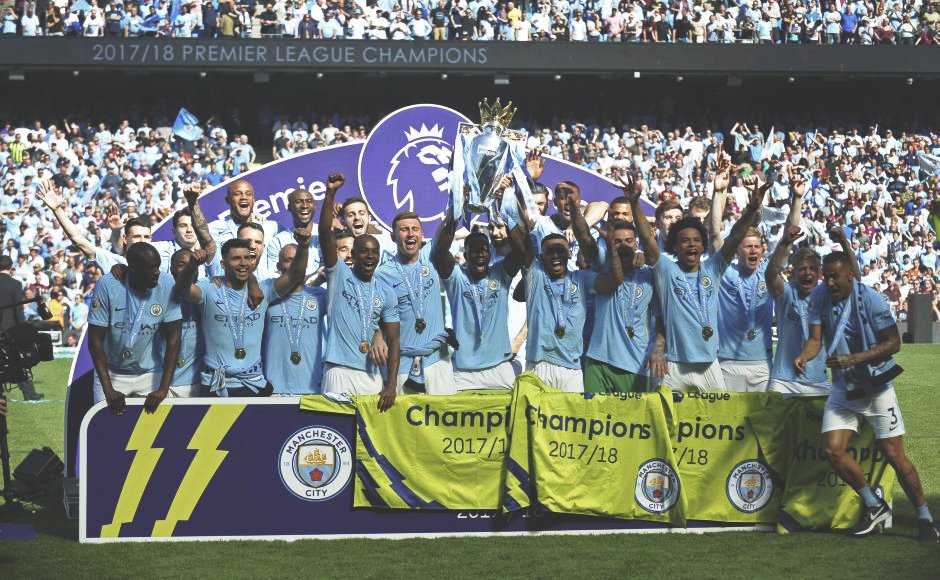 Footballalbum's tweet photo. .                 Man City   Arsenal

Points            100            90
Wins                32            26
Draws               4             12
Losses              2               0
Goals             106            73
GD                 +79           +47 https://t.co/71Y6EP5KqO