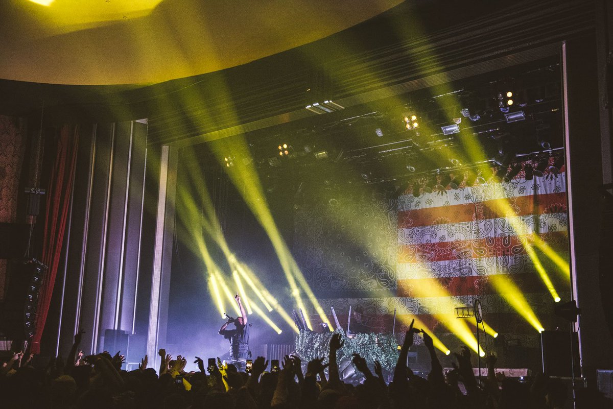 LordsofDogwood's tweet photo. Joey Bada$$ (@joeyBADASS) is touring in support of his 2017 sophomore album “ALL-AMERIKKKAN BADA$$”.  📷 @PpbVan : https://t.co/Exa7YpjrOk https://t.co/GCe6RvuWhr