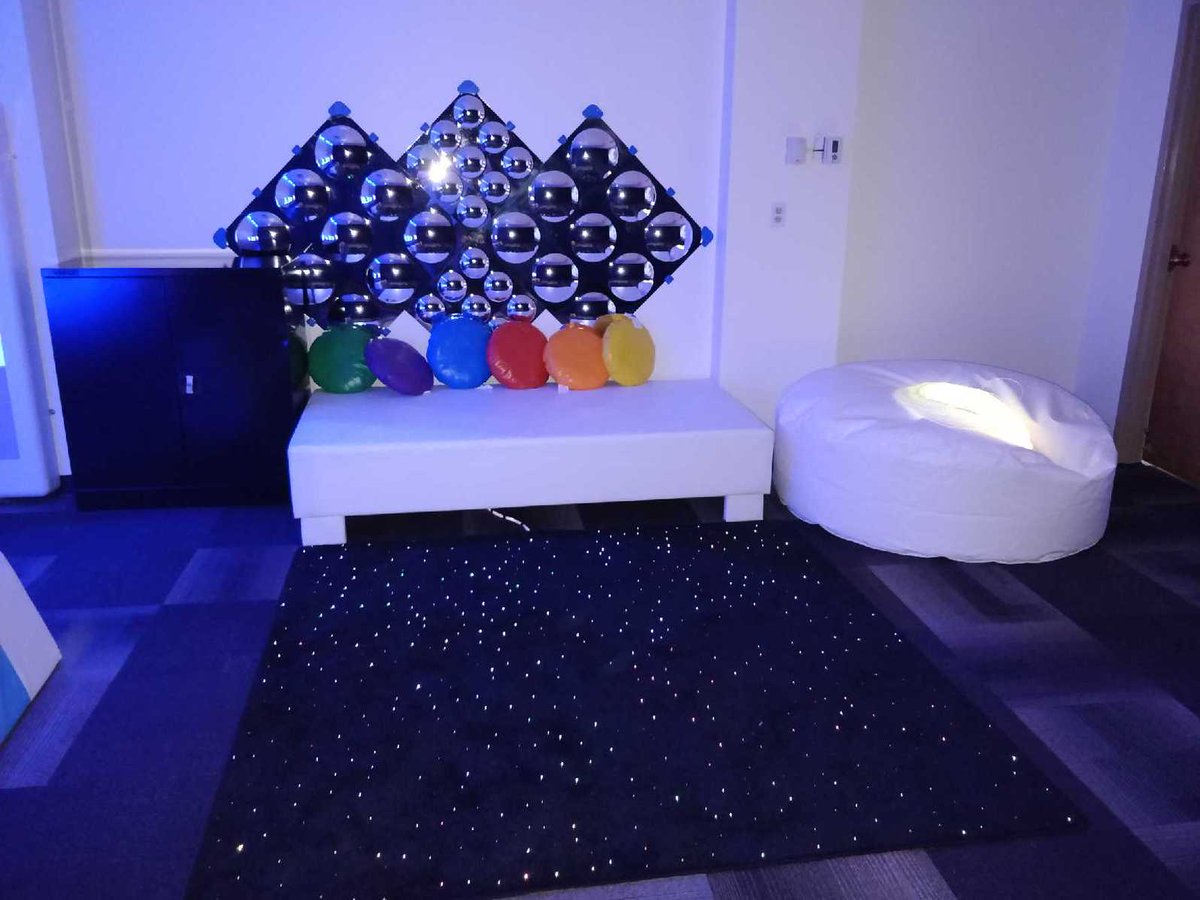 ExperiaUSA's tweet image. Andy just finished installation of this AWESOME #multisensory room at the Louisville, OH Public Library!  Pretty amazing huh? #sensorylibrary #experiausa #multisensoryforeveryone #sensoryroom