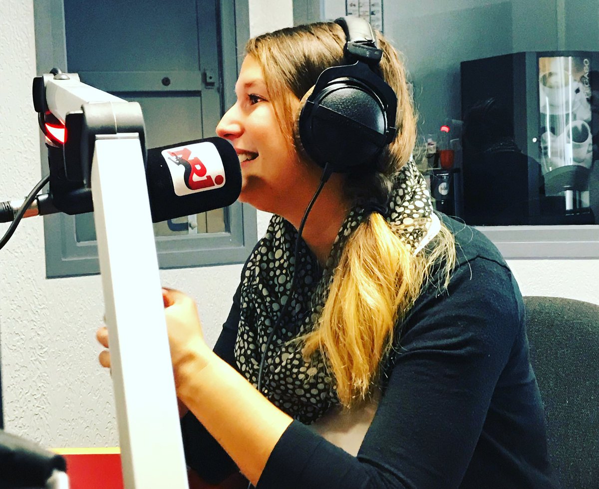 Fiigee_'s tweet photo. 📟🎶 @Fiigee_ vous donne rendez-vous sur @NRJ Alpes !
👉 Demain 15 mai à 6h30 - 7h30 - 8h30 - 16h20 & 18h20 ! 😄🤗 #Fiigee #Savoie #ReseauEntreprendre https://t.co/XMwDXkF1QF