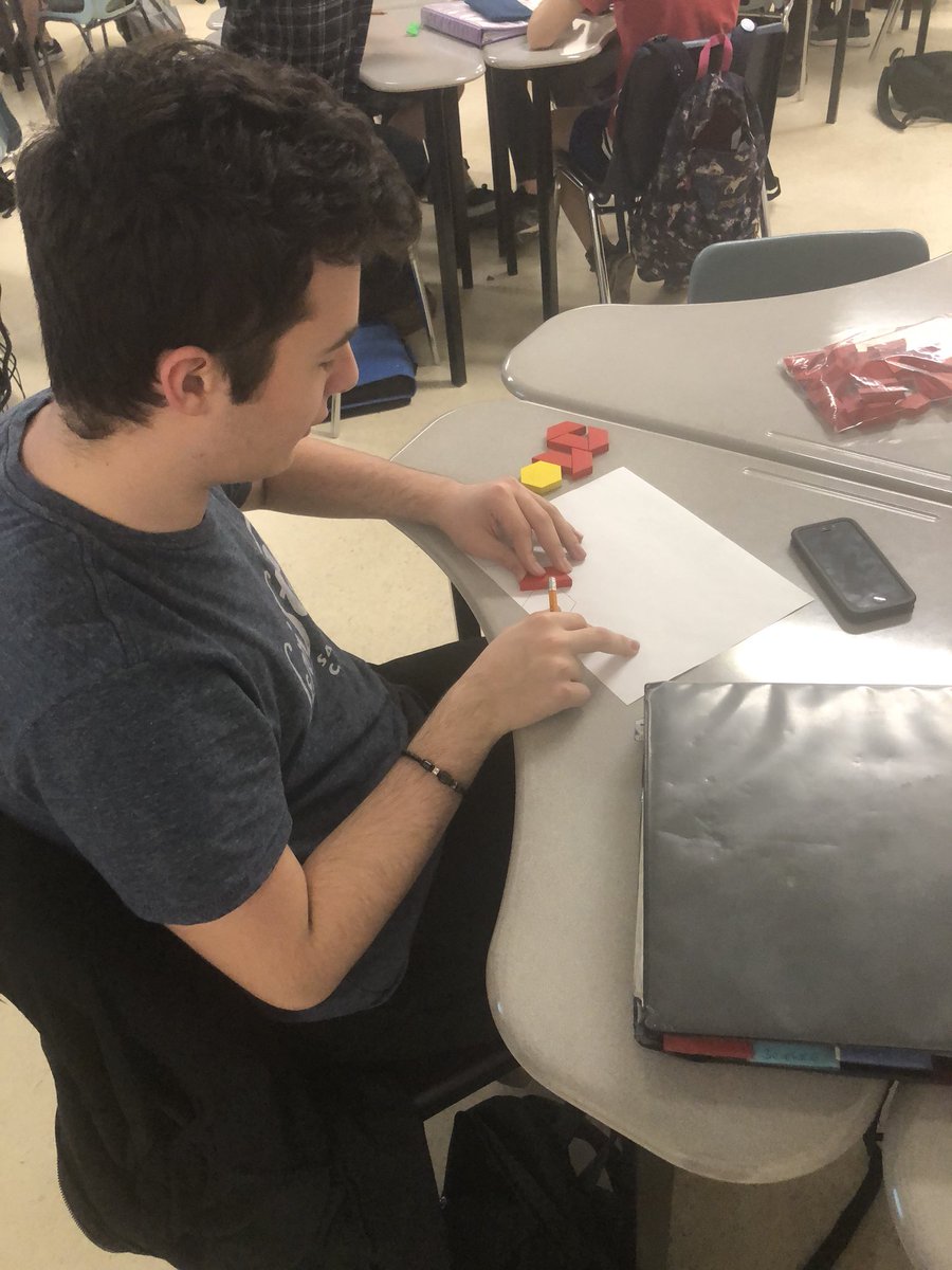 mpmclenaghan's tweet photo. #PatternstoAlgebra creating patterns with tiles and recording them. @HumberviewSS https://t.co/1NGejQASR2