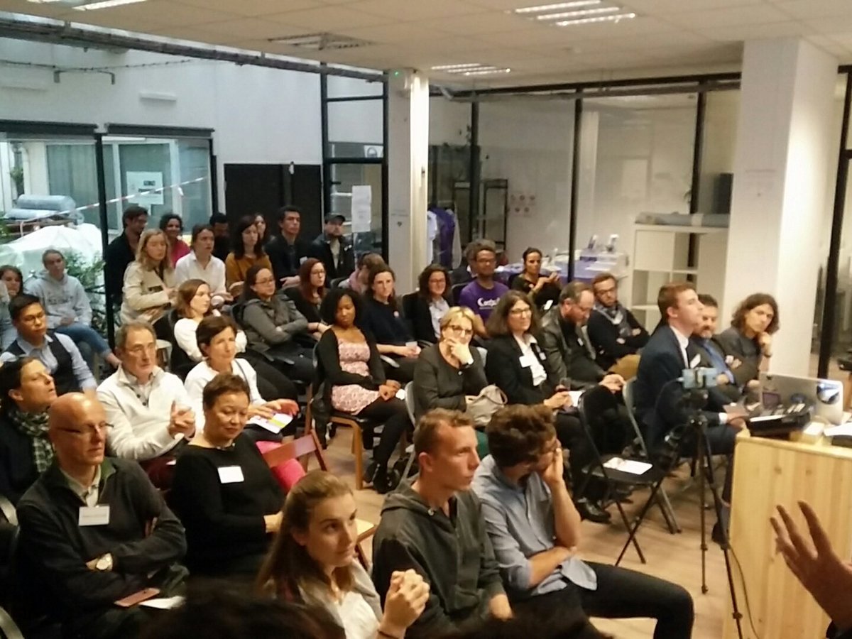 AssoCoexister's tweet photo. Salle comble pour écouter une dernière fois @Bene_Chr @eloi_desch et Bettina ! #TIFT2018 @InterFaithTour https://t.co/kqupHOJhlH