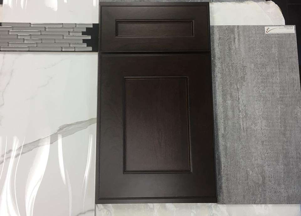 Melissa's Monday Pick of the Week. *Bathroom Edition*

#EmserTile #CrystalCabinetry #KitchensUnlimited #WalnutCreek #Brentwood #Inspiration #LetUsHelpYou #BayArea #NorCal #Design #Kitchens #Bathrooms #BathDesign #WeLoveOurJob