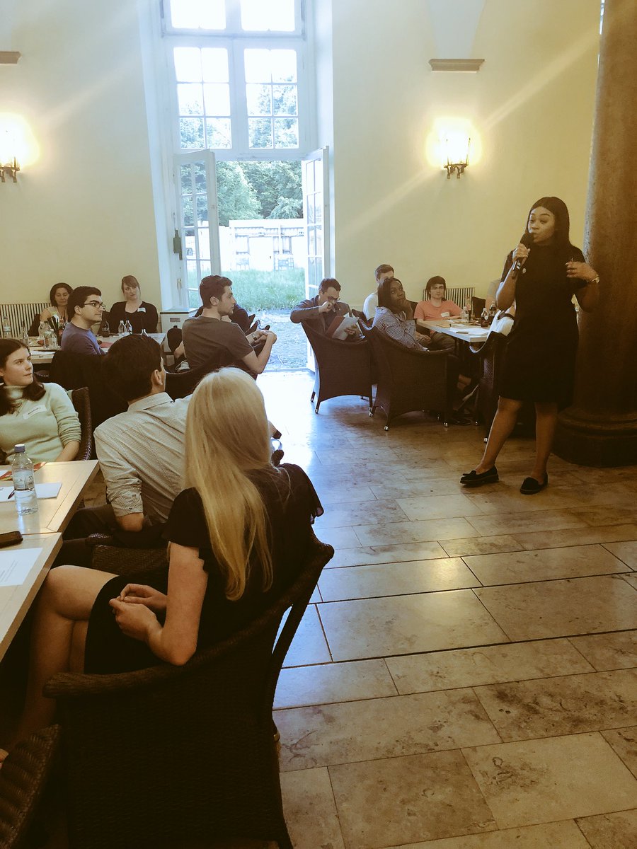 mylifemysay's tweet photo. @NissyTee contributes to the discussion, talking about the anti-immigrant narrative experienced by EU citizens since #Brexit 👏 #realpeople #reallives ✊👑 https://t.co/QwlMzlupbc