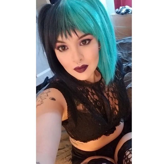 lushwigs's tweet photo. Future Pop is back in stock! @zrithewitchgirl wore hers to see Babymetal and we think she looks gorgeous. Get the look, link in bio... .
.
.
.
#lushwigs #lushhair #brighthair #bluehair #bluewig #mua #wig #wigaddict #wigs #navywig #splitwig https://t.co/89jV2HbRDc
