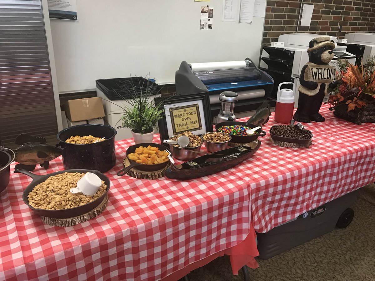 OSESPTA's tweet photo. Camp Parkview!! Teachers get to enjoy a Trail Mix bar and some s’mores.  We have the best staff around!!! https://t.co/uHrjIa7pw1