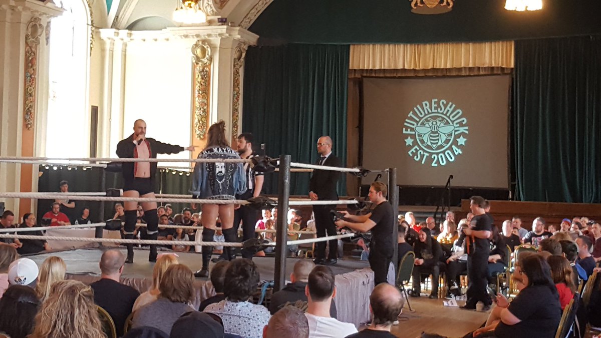 ChimeraRouge's tweet photo. Had a great time at @FutureShockWres Uproar 100 at the iconic Stockport Town Hall. Top quality matches and #northerngraps level atmosphere. Well worth the drive over from Leeds. Grapsadvisor says: will visit again. https://t.co/bVDZMmpLEK