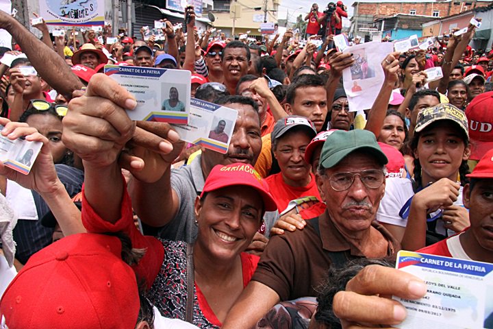 El 20M daremos una demostración al mundo de que tenemos un solo gobierno con un pueblo amante de la soberanía; el fin a la guerra económica está cerca, la Venezuela Potencia se avecina victoriosa junto al candidato de la Patria <a href="/NicolasMaduro/">Nicolás Maduro</a> por eso #SiQuieresProsperidadVota