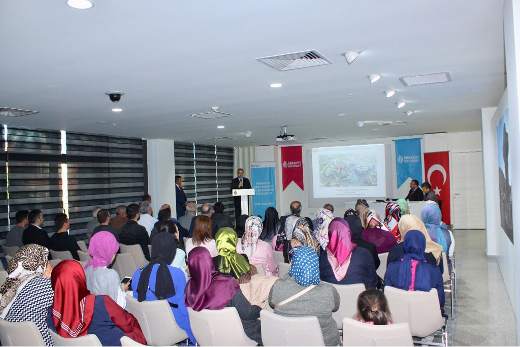 Ümraniye Kent Konseyi Bilgilendirme Toplantılarında bu akşamÜmraniye Eğitim ve Araştırma Hastanesi Başhekimi Doç. Dr. Necdet SAĞLAM konuk olarak katıldı. Başhekimimiz  programda çok değerli bilgiler verdi. Kent Konseyi Kadın Meclisi yönetimi olarak bizlerdeprogramdayerimizi aldık