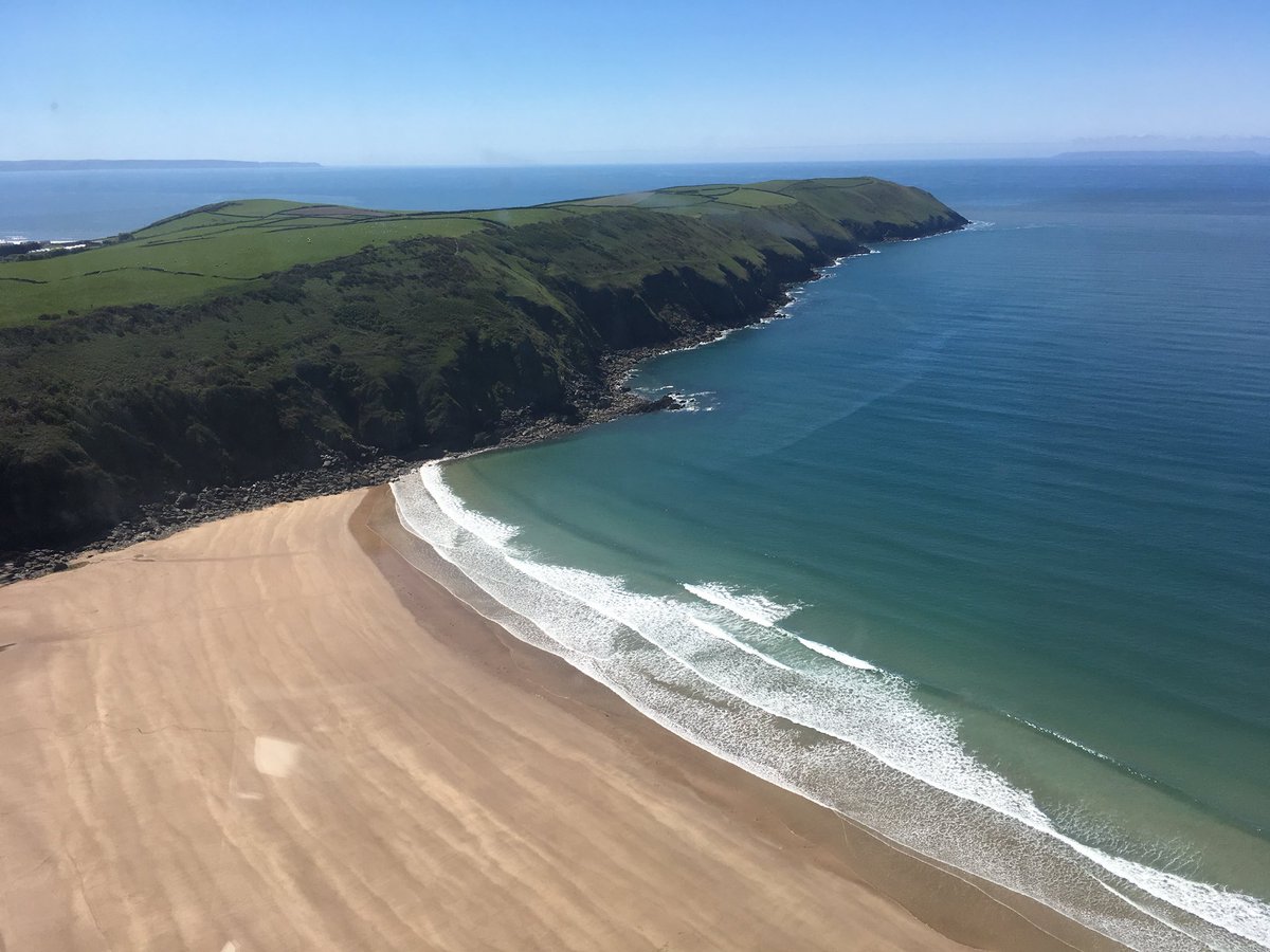 Darren Hall tweet media