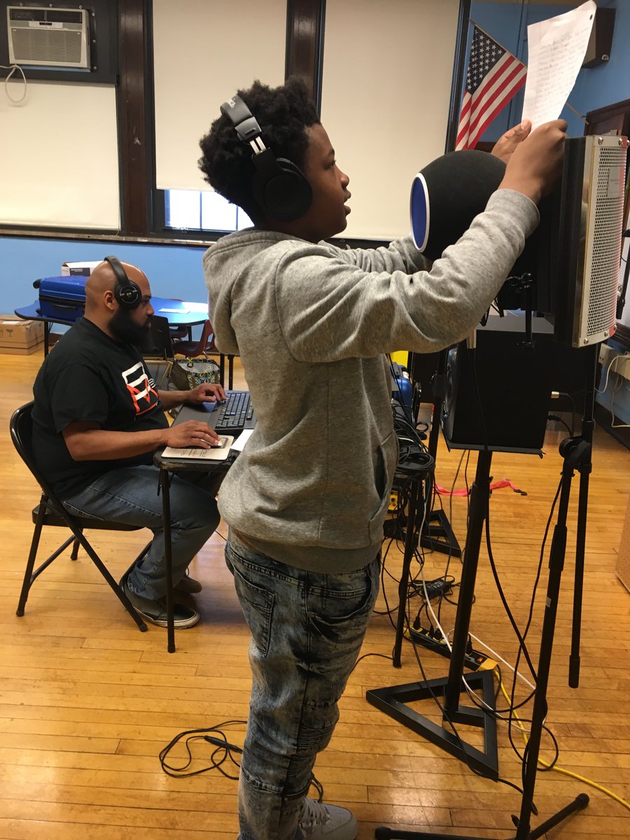 BeyondLimitsMG's tweet image. Again we would like to thank all the schools and students for being apart of this program. It’s been a great year. 

#BeyondLimitsMG #8ShotzMusik #StudioRecordingProgram #SocialWorks 
#Teamwork