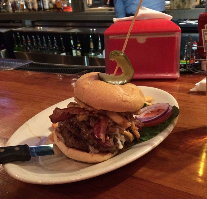MoonRunners Saloon tweet media