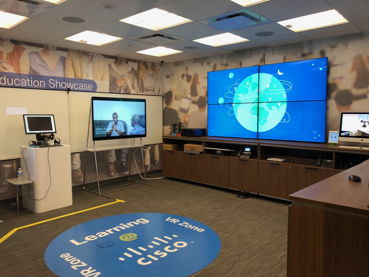 CCWoodGreen's tweet photo. Successful Networking and Mentoring Event at Cisco Meraki's Toronto office last week, with a workplace tour of their Education Showcase, Innovation Centre and gorgeous view of the lake.  Thank you for having us! @MerakiCisco  @cisco https://t.co/LQ5jddr5wx