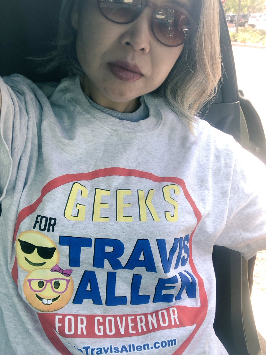zuzu2007's tweet photo. We support what we believe！Vote @JoinTravisAllen #TravisAllen4CAGovernor #OptOutOfSanctuary #ChineseforTravisAllen 
#Chinesefortrump https://t.co/f1iiDflWm3