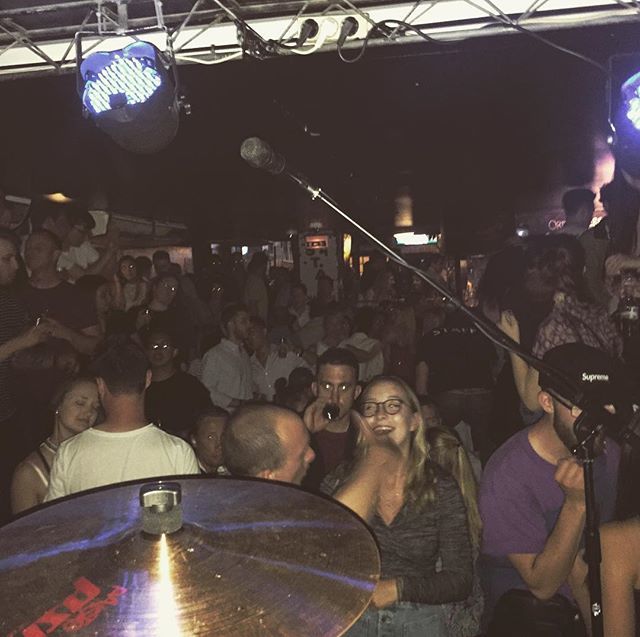 TheLeggomen's tweet photo. Thank you #waynesbar for a awesome week #leggomen #waynesbarnicefrance #1-0 #globalconnections #deeeedeeeeedeeeeecent https://t.co/7MH9Dqw0wj https://t.co/QeVH8LrDOY