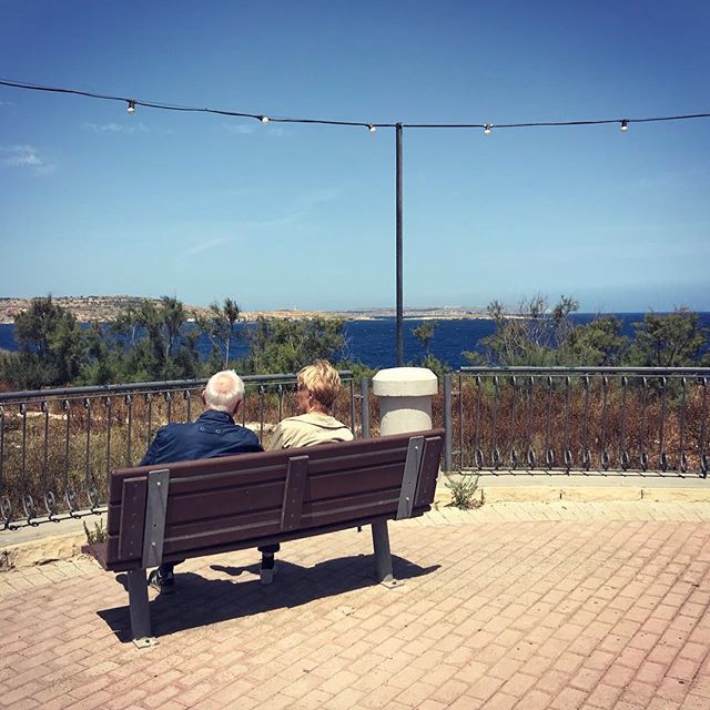 LulaCruel's tweet photo. looking in the same direction #two #May #iphone #iphone7 #zachytenenaiphone #zivot_iphonem #ajfonemnet #insta_svk #photooftheday #photoperday #year2018 #project365 #365 #daybyme #nature #naturelovers #instanature #street #streetphotography #travel #trave… https://t.co/TUqv9L1wA9 https://t.co/DTUMHw1uVR