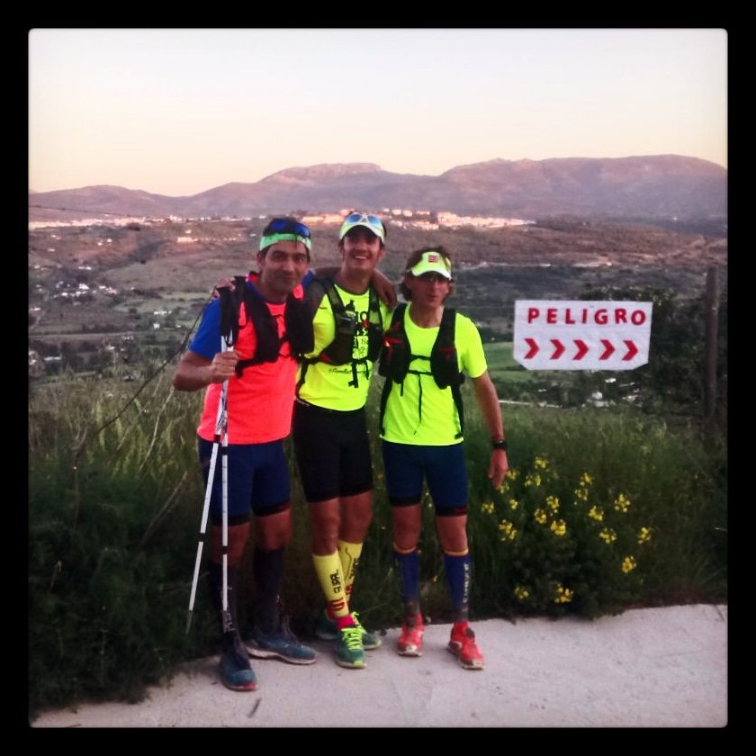 AntonioPalmeroR's tweet photo. Porque 17 horas dan para mucho...
Con ustedes voy yo a Roma!!
#Rubén #Yesu #101kmRonda #101km24h #Cientouno #101km
#Ronda #LaLegion https://t.co/nnnBZ9Qtlt