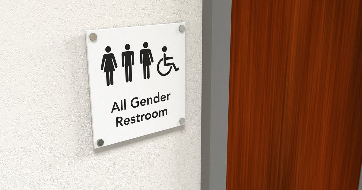 "A bill that requires all single-user public bathrooms to be marked as gender-neutral has been signed into law in Vermont"buff.ly/2IiWUpN
