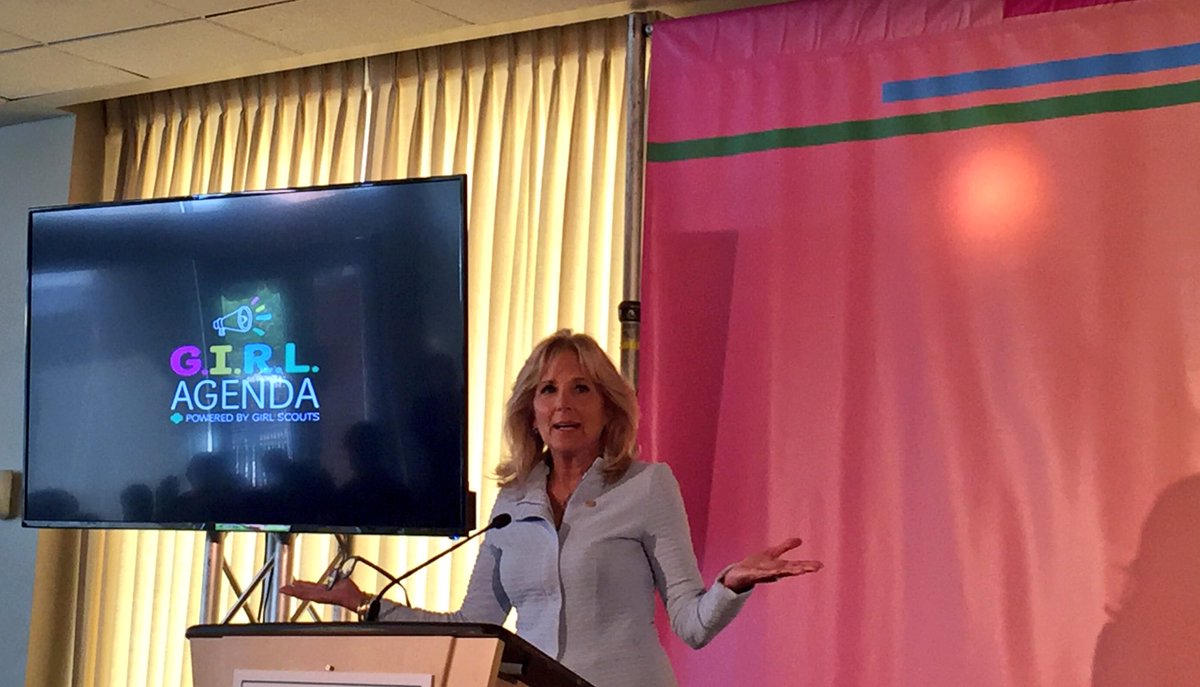 Girl Scouts tweet media