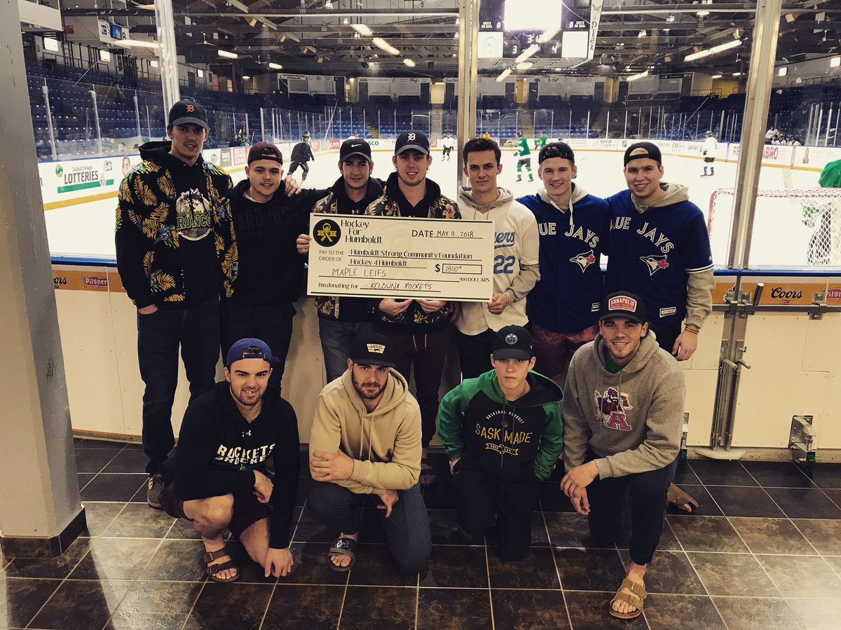 Erik_Gardiner12's tweet photo. What an awesome weekend playing with some great guys. Was all about playing for those cannot anymore. #h4h #humboldtstrong https://t.co/8D8GPtAiDB