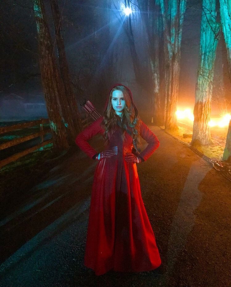 Rather you're shooting the town's masked killed with an arrow, or saving your girlfriend from a gang of psychos, red is always best.

#Riverdale