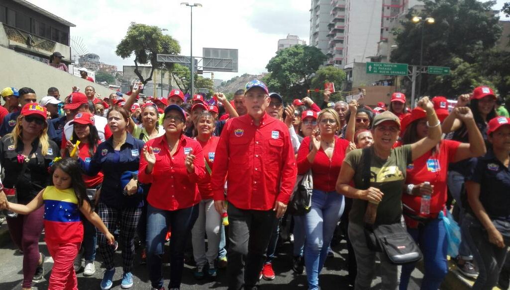 Donde haya un revolucionario debe nacer la participación protagónica de los trabajadores. El Saime es una institución convencida que el Socialismo es el camino de la grandeza y la prosperidad. Con <a href="/NicolasMaduro/">Nicolás Maduro</a> nos la jugamos hoy y siempre! #SiQuieresProsperidadVota