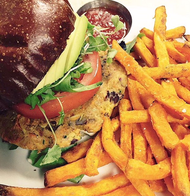 TotalTakeoutInd's tweet photo. We are swooning over the Good Burger that @SoBroCafeIndy  serves up!  The sweet potato fries are the perfect side for this beauty. https://t.co/0quTM9BQEO