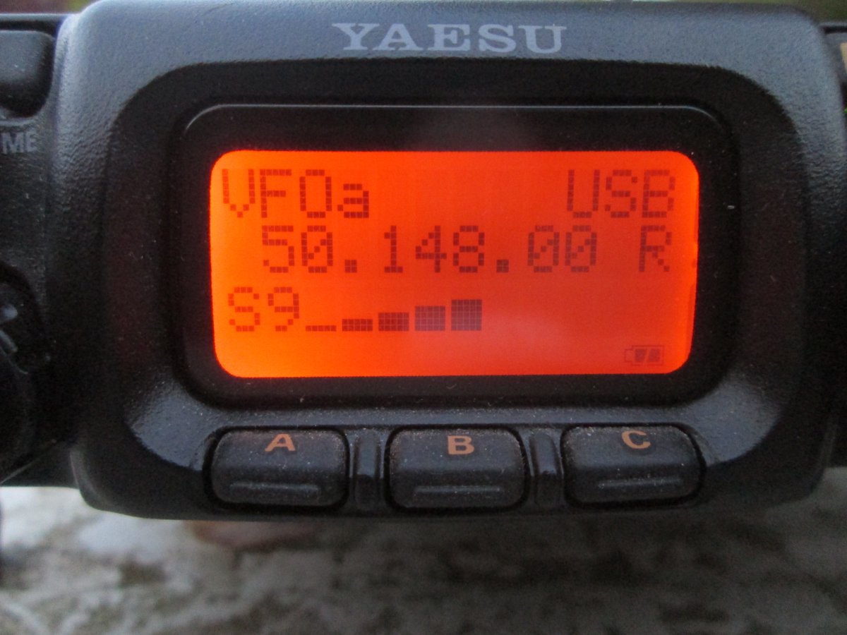 #gx1wor has just caught its first major #SporadicE opening of the season on #50MHz.  5 Watts from the #Yaesu #FT817ND into a rather battered and low 3 element Yagi brought a nice 57 report from EA5ISZ in Alicante.  Time to concentrate on #VHF I reckon! #SixMeters #hamradio #hamr
