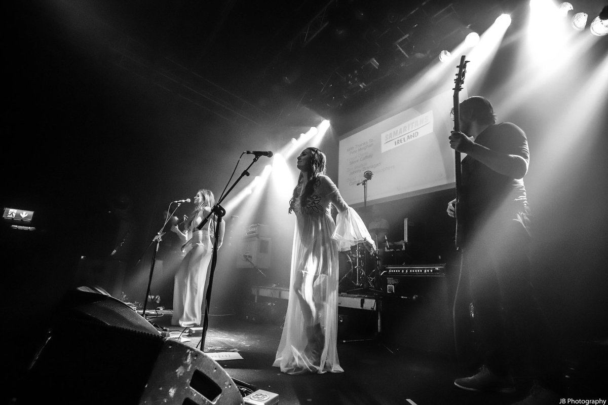 carronmusic's tweet image. #CARRON #ButtonFactory #gigphotography