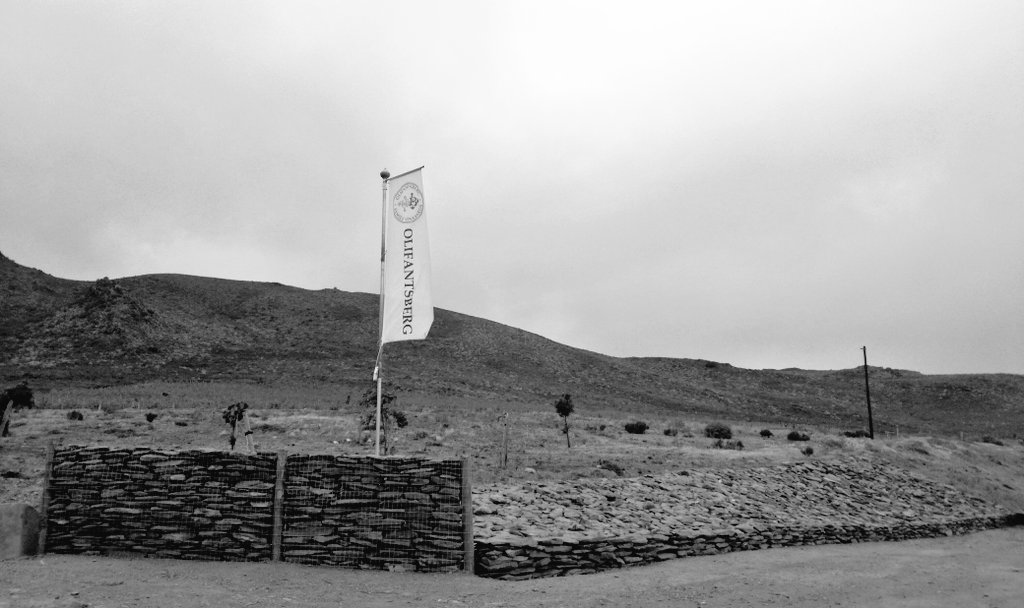 Projects for rainy days, our shale stone walls are complete #breedeshale #DIY #welcome #olifantsbergwinery <a href="/BreedekloofWine/">Breedekloof Wine Valley</a> <a href="/cabowines/">Cabo Esperança Wines</a>
