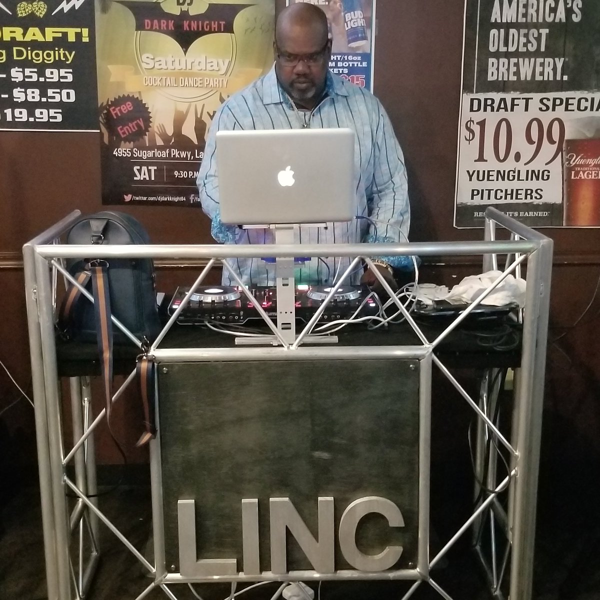 officialdjlinc's tweet photo. #NewProfilePic https://t.co/qxGrxPmaKF