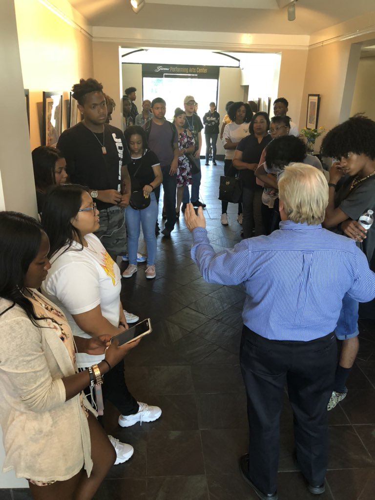 mrsnamerag's tweet photo. @WestoverHS  My art babies finally got to see my exhibit today. We then headed to the mall to see their exhibit. Thanks to Mrs Campbell and Ms.Moore for being my chaperones, and to those that helped make it happen. 
#ccsart https://t.co/HNblMWLXjM