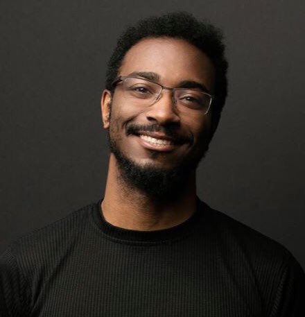 TWHPoetry's tweet photo. Winter Retreat Facilitator Announcement #1: Phillip B. Williams!!!🔥🔥🔥

Check in every Monday to know who else is coming! It's gonna be LIT(erature)!!! 😂🔥🤣🔥😅🔥😏

 https://t.co/Qm2pu1Tinz #twhpoetry #twhtribe #ICUTribe https://t.co/dRYNrODwqb