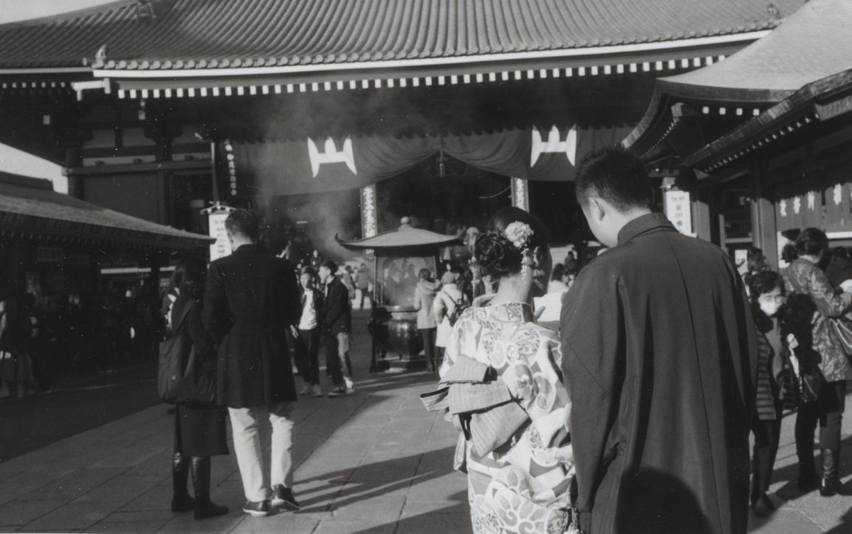vane_ochotorena's tweet photo. Hi! I finally scanned some of the film from my trip to Japan. I miss Tokyo so much. You can view some of my film/darkroom prints on my web site if you're interested. Thank you! 📷🇯🇵💗 (Photographed with @ILFORDPhoto film) https://t.co/NfIuNH3c8n https://t.co/XOynZ9Uo4Y