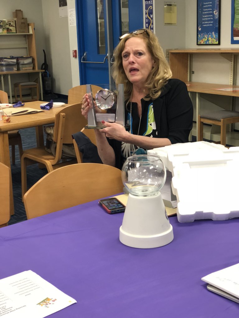 PETigers's tweet photo. A huge bouquet of thank you’s to Leona Miracolla for her hard work in providing rich opportunities & experiences for our boys and girls. We salute you! #STEMeducation #sproutingstem https://t.co/x9gAzu14hu