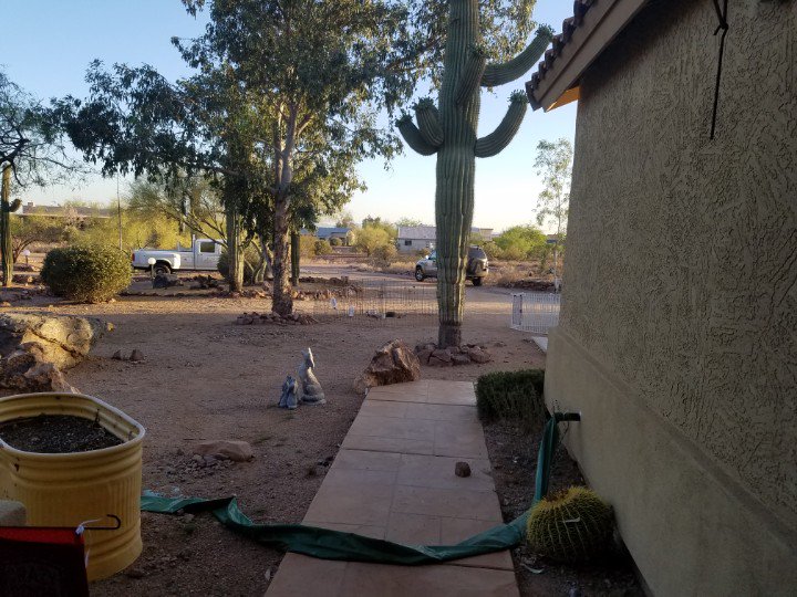 Sandy_Webb's tweet image. Hey @OnTrac_Shipping WTF is up with leaving boxes halfway down my driveway! I can't believe @Amazon continues to use you . Zoom in or you will never see the boxes from my front door!