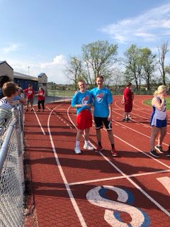 unifiedtrackHHS's tweet photo. Some pics from our meets last week!! Excited and ready to compete at Sectionals Saturday🏃🏾‍♂️🏃🏽‍♀️ https://t.co/p9dQHNBg0m
