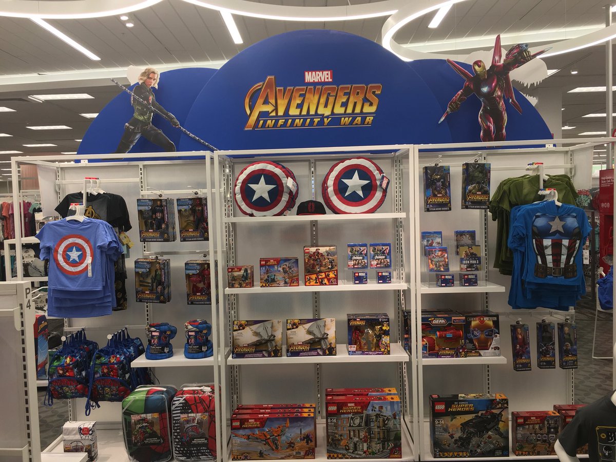 Wendy_TL_'s tweet photo. Amazing #summerblockbuster #kidsnode #avengersinfintywar #Incredibles #StarWars #visualmerchandising #visualmerchandising #T2867 @Crawdaddy247 @beth_hinkleTGT @45MRossi https://t.co/oKSKVRyGSb