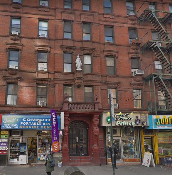 GVSHP's tweet photo. West 14th Street has a treasure trove of interesting architecture with fascinating histories behind them. We recently toured the area with @savechelseany; join us to revisit the residences: https://t.co/vLG0KuJJkV https://t.co/P2XLswbUGz