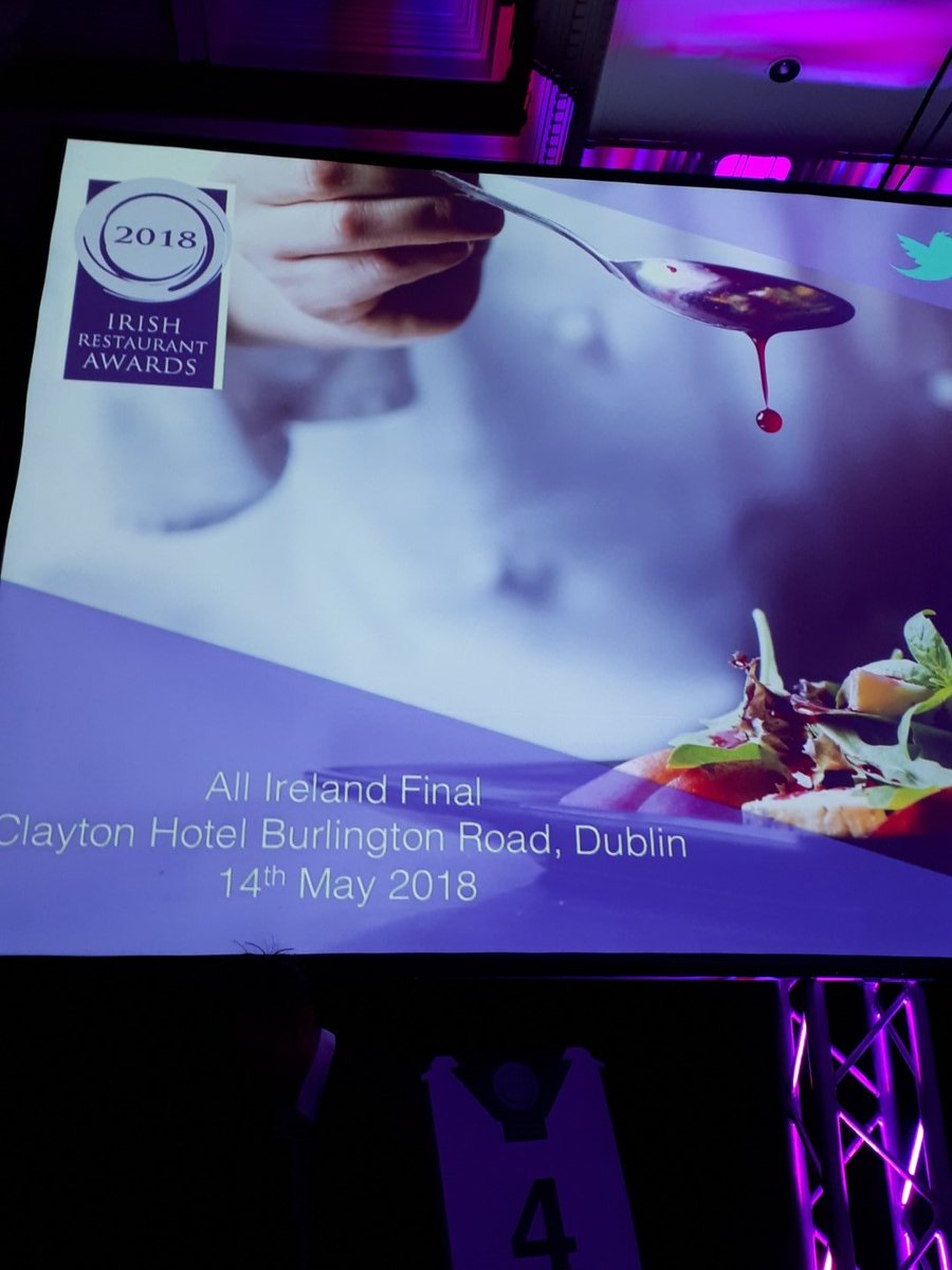 RestaurantgolfD's tweet photo. @restawards 😍 6 course meal d.e.l.i.c.i.o.u.s!! Hats off to the amazing team of chefs and staff!! 1000 people served this evening.. whow whow whow 👌 https://t.co/Z43A0OXOK5