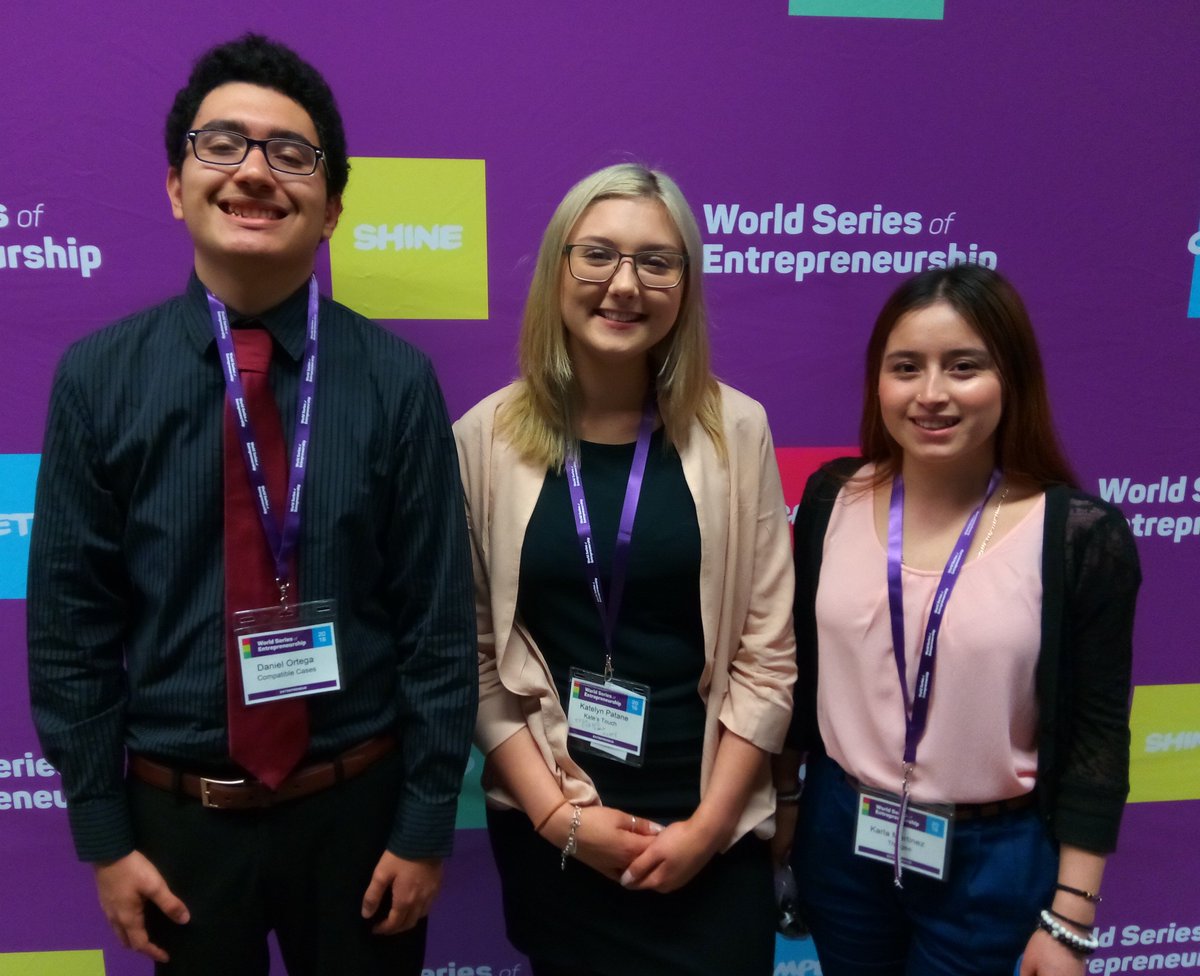 IrvingISD's tweet photo. .@MacArthurCards entrepreneurs bound for nationals! Kylen Love/Daniel Soto won 1st; Carson Miller/Ryan Jo/Nahin Hyatt placed 3rd @WorldSeriesofE Pitch Competition. 3 @NimitzVikings entrepreneurs received patent assistance &amp; grant from local foundation! 👏#myIrvingISD #cuttingedge https://t.co/nKiLcha0Qb