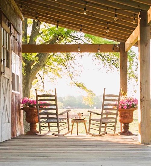 consiliumhome's tweet photo. Living for this charming porch moment right about now 😍
Via: @countryhomesmag .
.
.
#interiordesign #porch #interiors #consiliumhome #home #decor #design #views #sunset #houston #designer #outdoor #interiordesigner #luxury #stunning #homes #Country https://t.co/RXKyPZaC5C