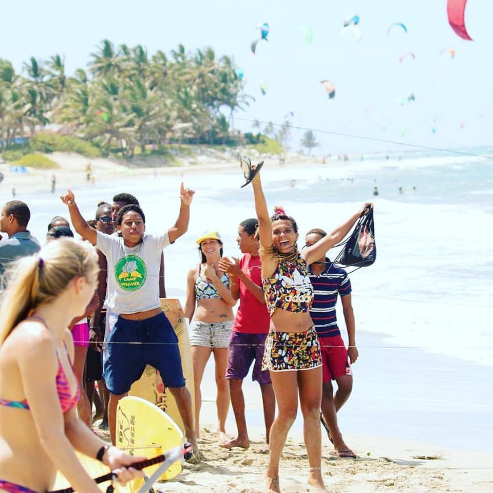 IsaacTours's tweet photo. Awesome kite show.
#Trekking #packpacking #hiking #holiday #adventure #familytravel #travel #travelblog #travelgram #travelers #NYCAutoShow #DominicanRepublic https://t.co/GV6I95pGlP