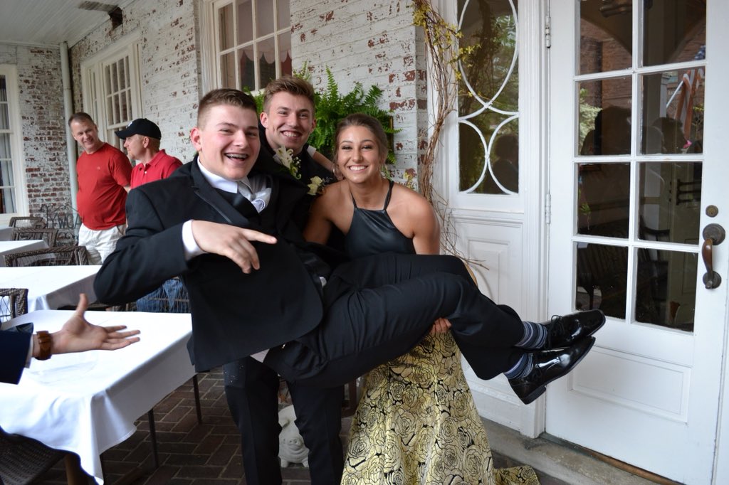 CadenHarris55's tweet photo. Cam and Madison holding me=me trying to hold my grades up this last semester https://t.co/IMNzPL1CCZ