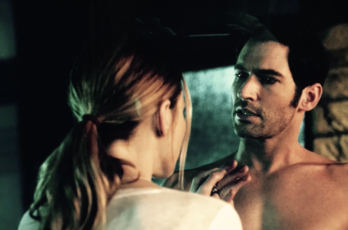 Ildymojo's tweet photo. My personal favorite Deckerstar moment from Saeason 1. #SaveLucifer #PickUpLucifer https://t.co/LmqZISL5Kh