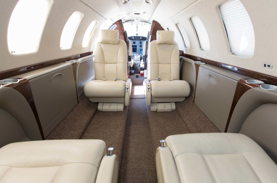 SOLJETS's tweet photo. 2013 Cessna Citation CJ3 - Call for pricing ! Fully enrolled TAP Elite | GoGo Inflight WiFi - ATG 5000 | Bravo/Encore style entry steps - Call for pricing! 

#aviation #bizjet #avgeek #pilot #aircraft #bizav #ebace #highend #wealthy #highnetworth #flying #yacht #supercar #classic https://t.co/o15cwt90LF